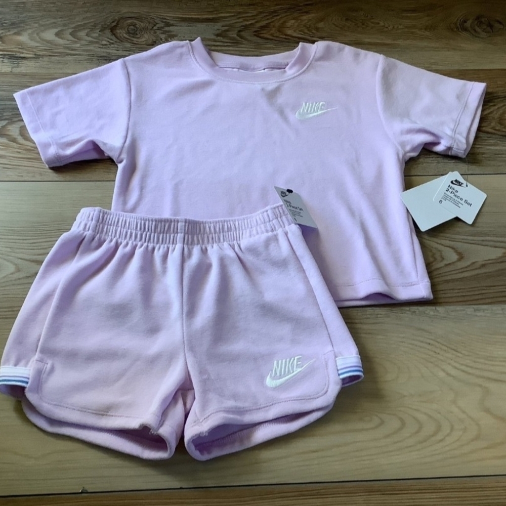 Nike Girls Light Purple Terry Shorts Set Size 6(NWT)